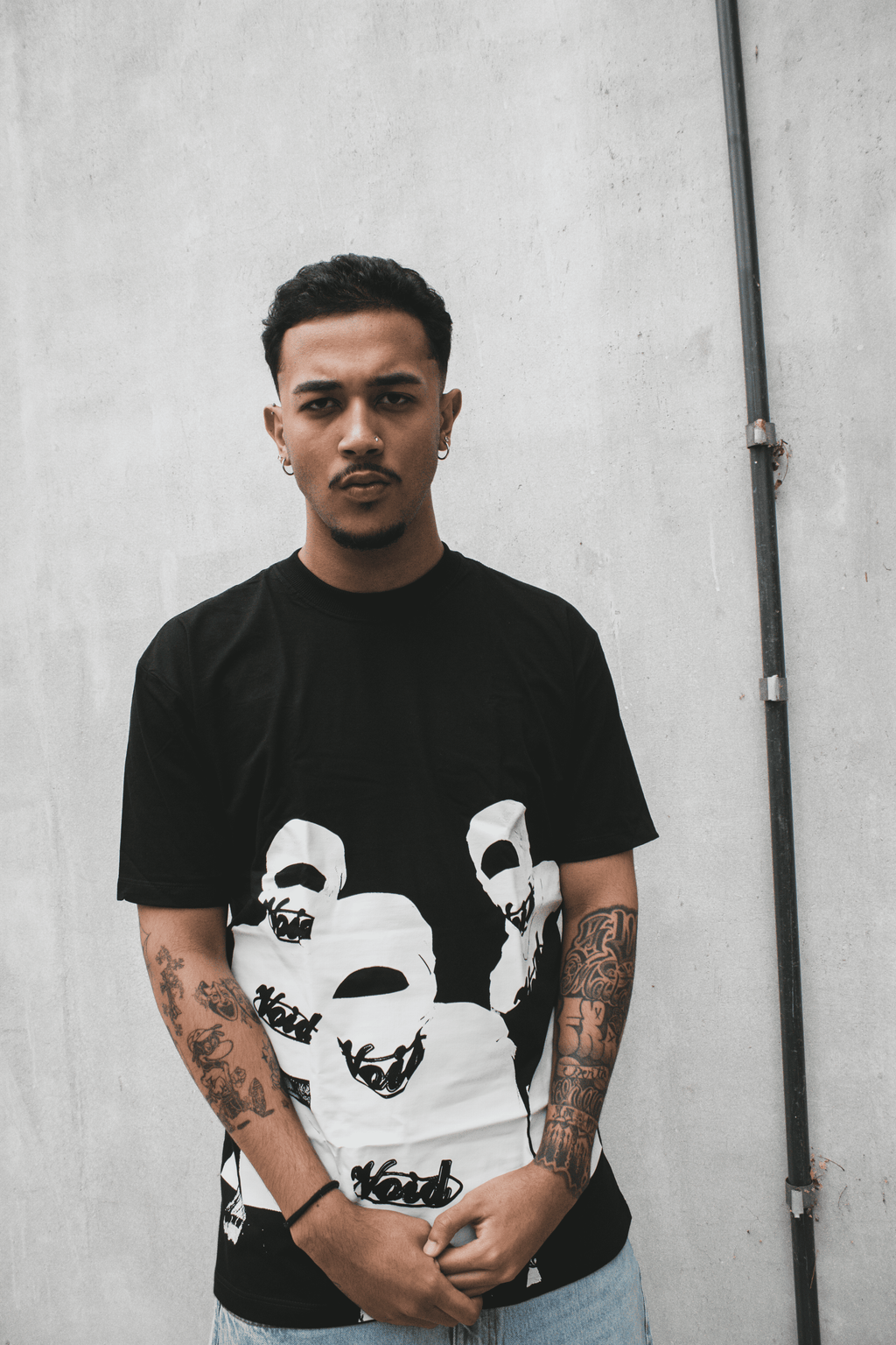 QUADRILHA TEE (BLACK)